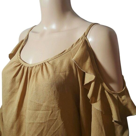 Coco Love Blouse - Picture 2 of 2